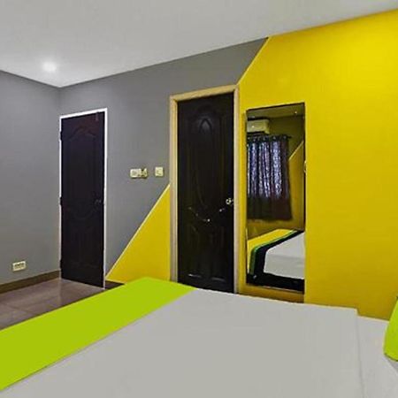 Fabexpress 29 Beach House, Morjim Beach Exterior foto