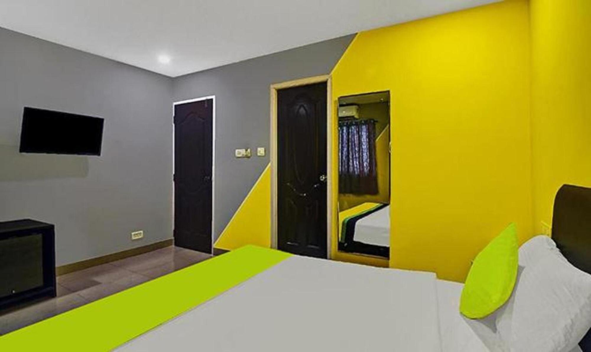 Fabexpress 29 Beach House, Morjim Beach Exterior foto